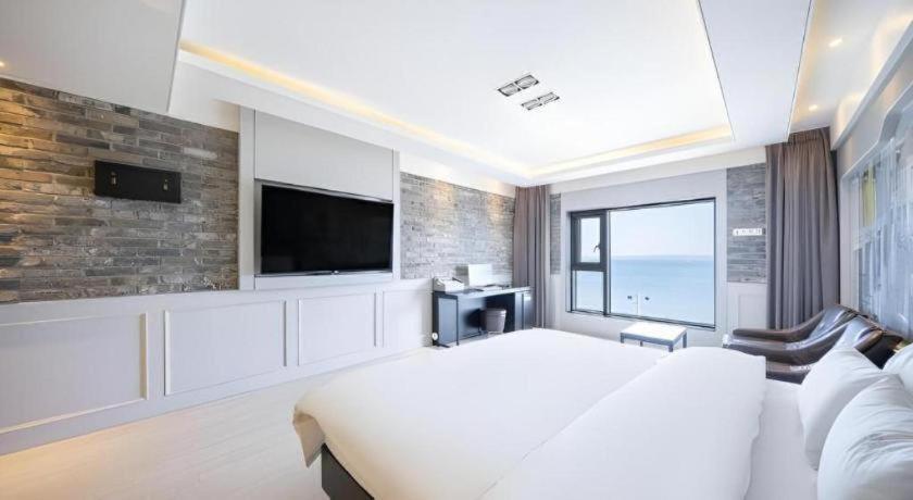 Pohang Hotel View Екстериор снимка