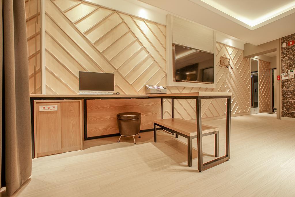 Pohang Hotel View Екстериор снимка